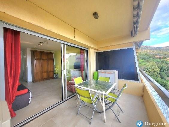 Photo n&deg;5 de :TRES JOLI STUDIO AVEC MAGNIFIQUE VUE MER PANORAMIQUE