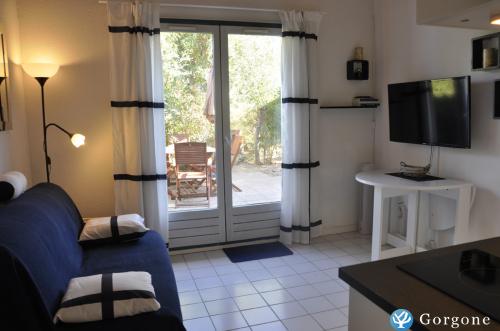 Cot salon